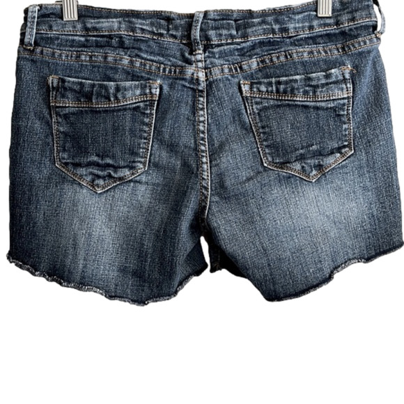 SOLD Charlotte RUSSE Denim  Cut off 5 pocket zip front Shorts Sz 12 - Picture 4 of 5